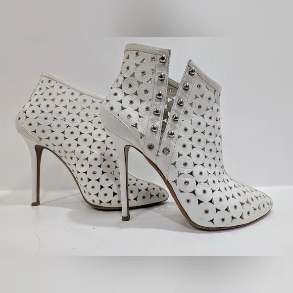 Alaia White Leather Laser Cut Heeled Boots with Grommets - Picture 2 of 10